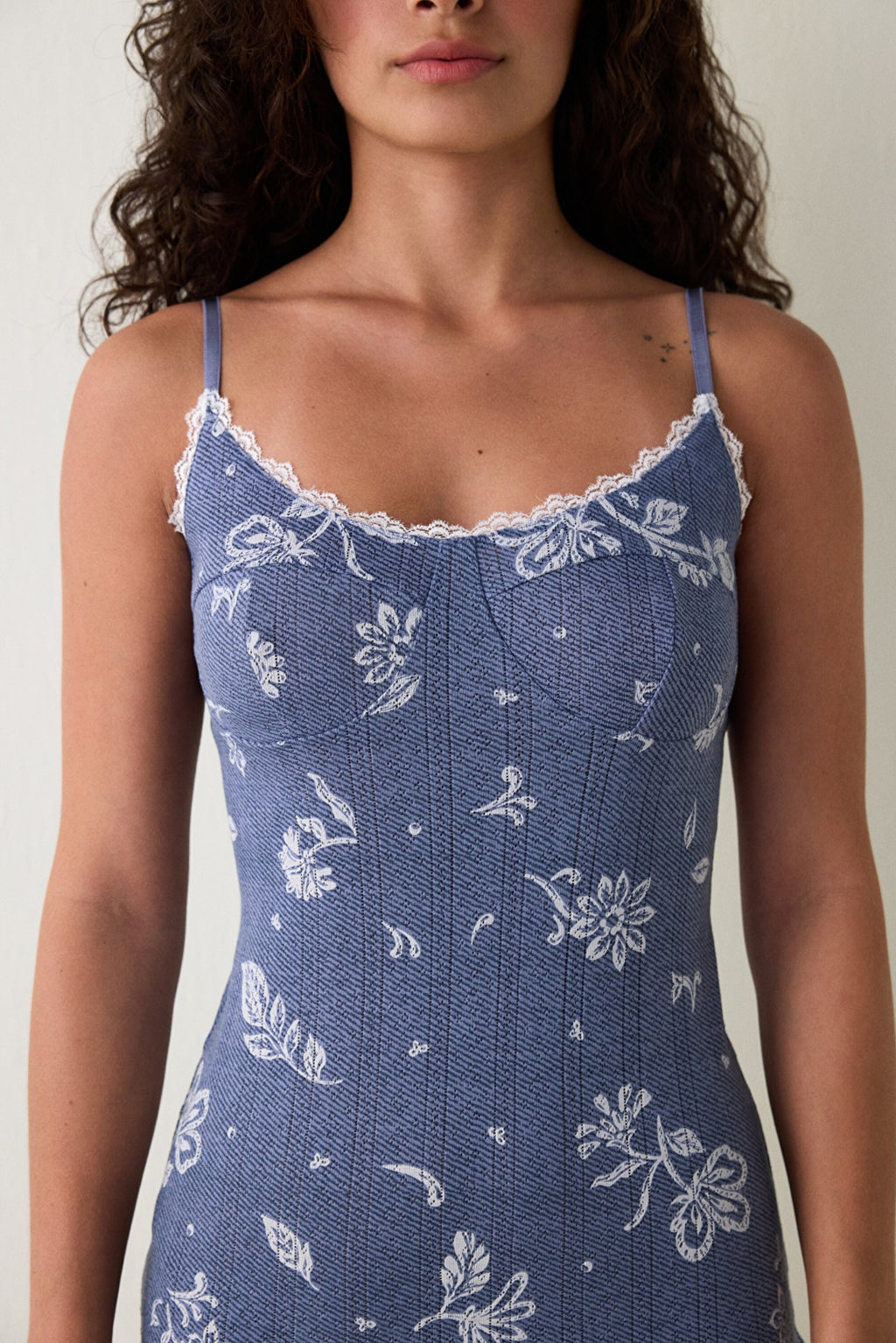 Indigo Hailee Crew Neck Floral Lace Detailed Cotton Pointel Nightgown