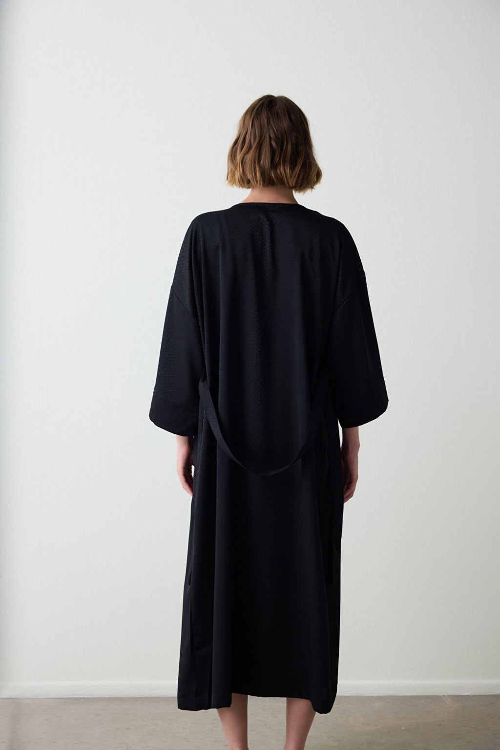 Black Fleur Satin Dressing Gown