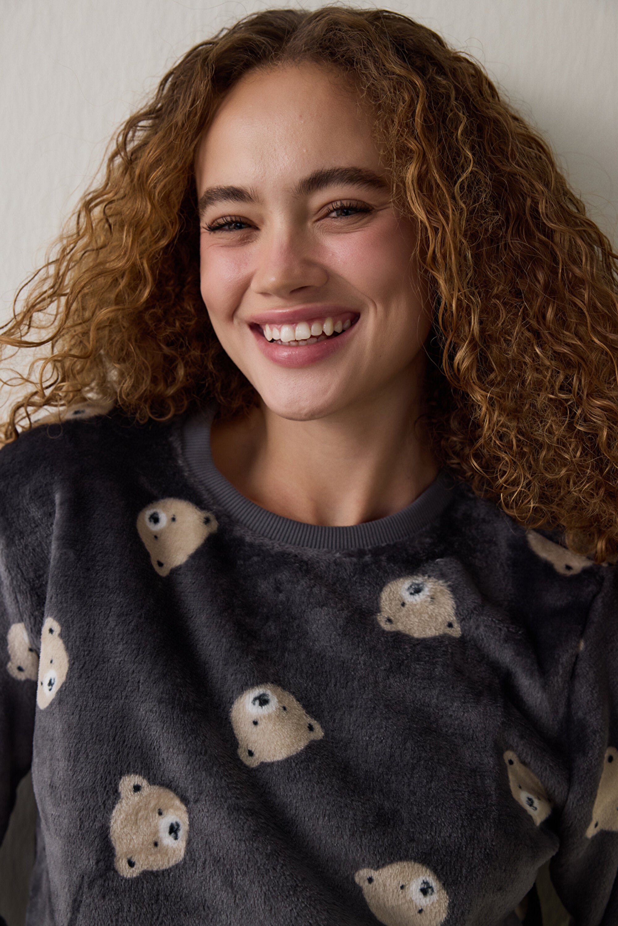 Dark Gray Bear Pattern Long-Sleeved Pajama Set