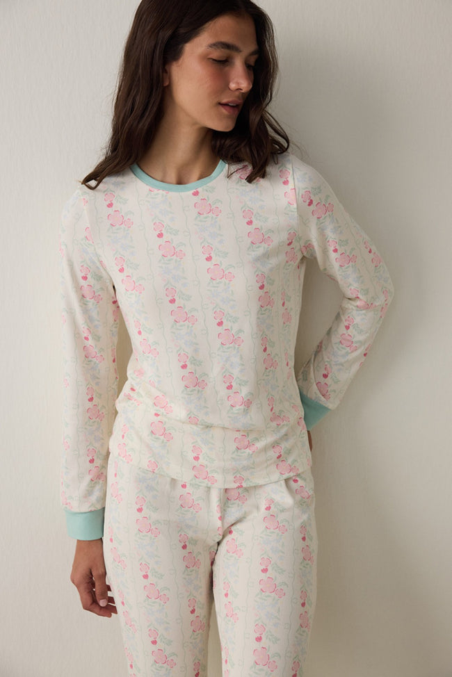 Gardenya Cute Flowers Thermal Effect Crew Neck Long Sleeve Pajama Top Hover Image