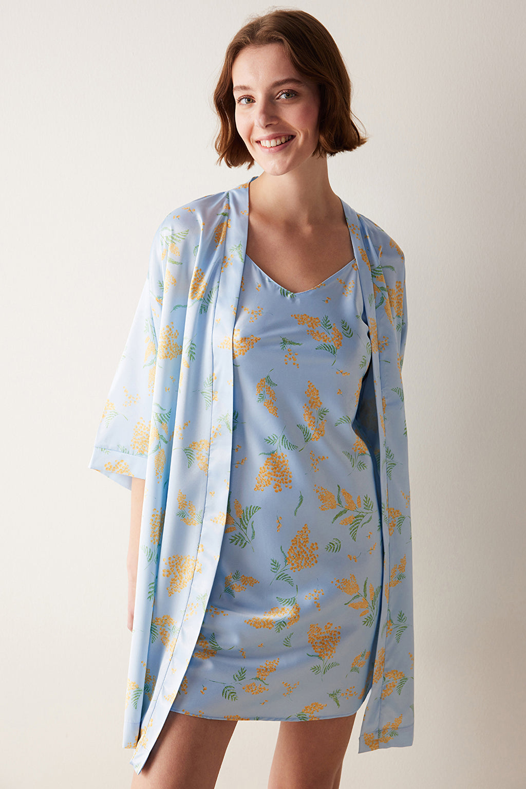 Dahlia Satin Wrappers