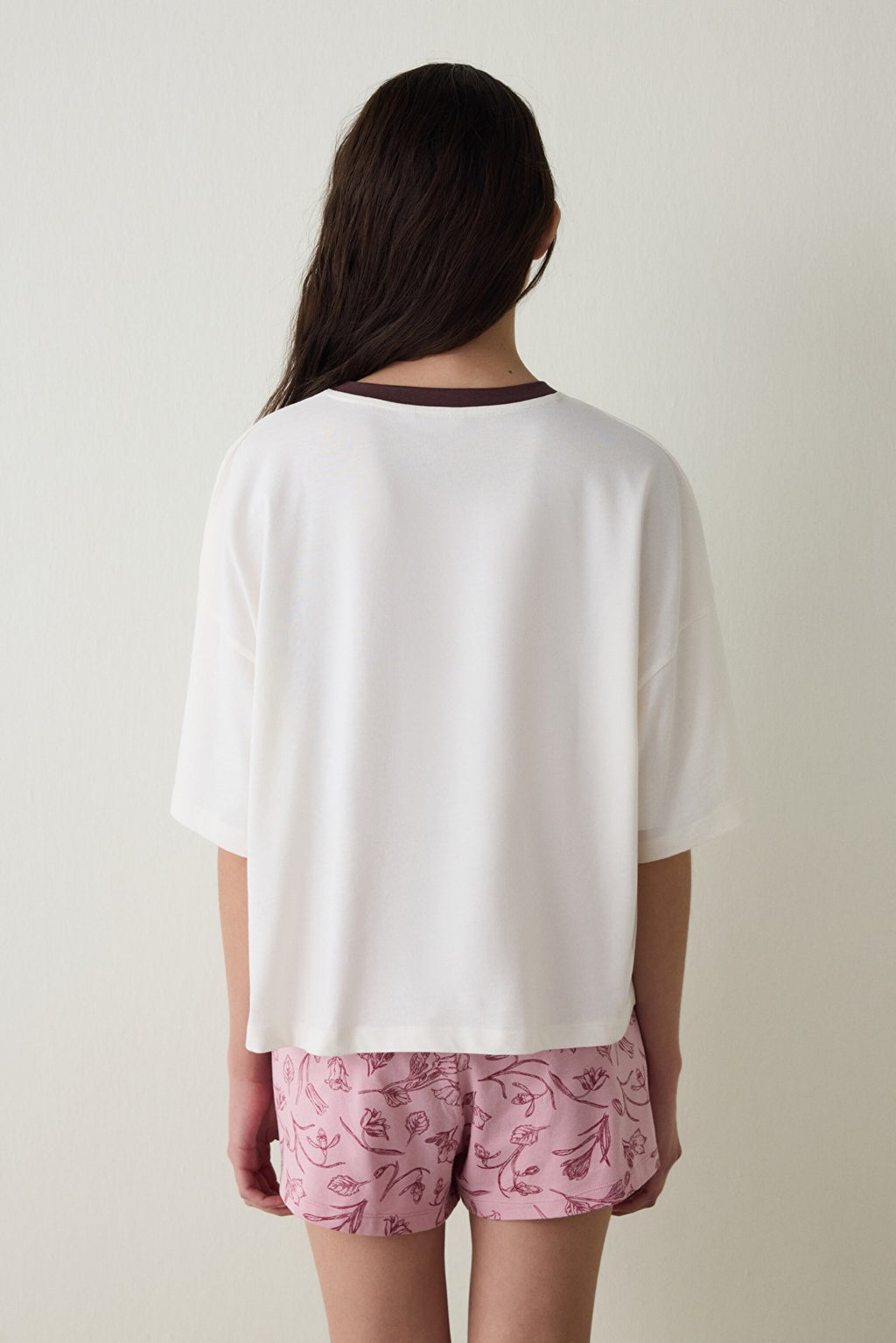 Ecru Steppe Tulip Floral Print Cotton Crew Neck Short Sleeve Pajama Set with Shorts - Inspired by Flora