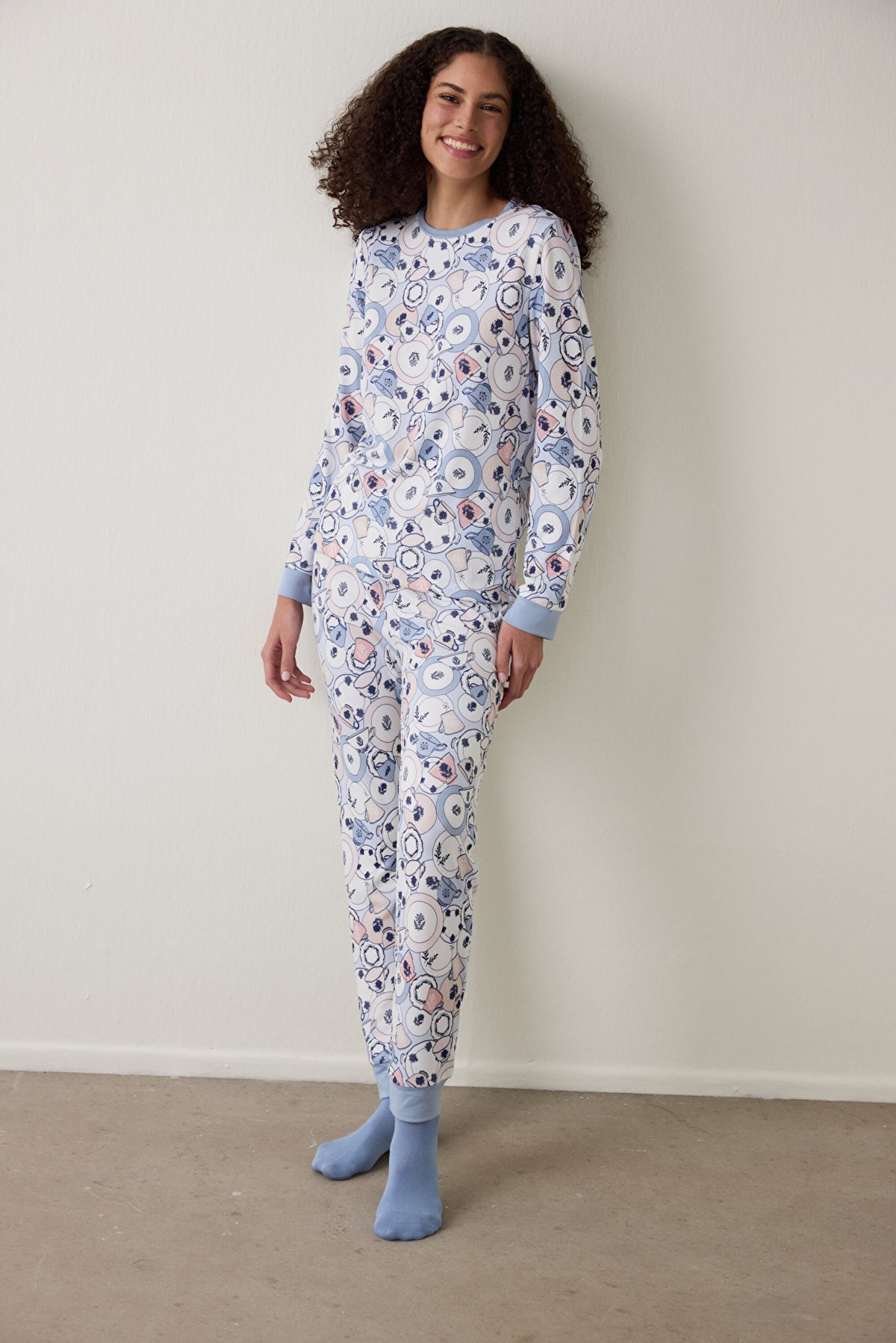 Light Blue Tea Party Drink Patterned Crew Neck Pajama Set