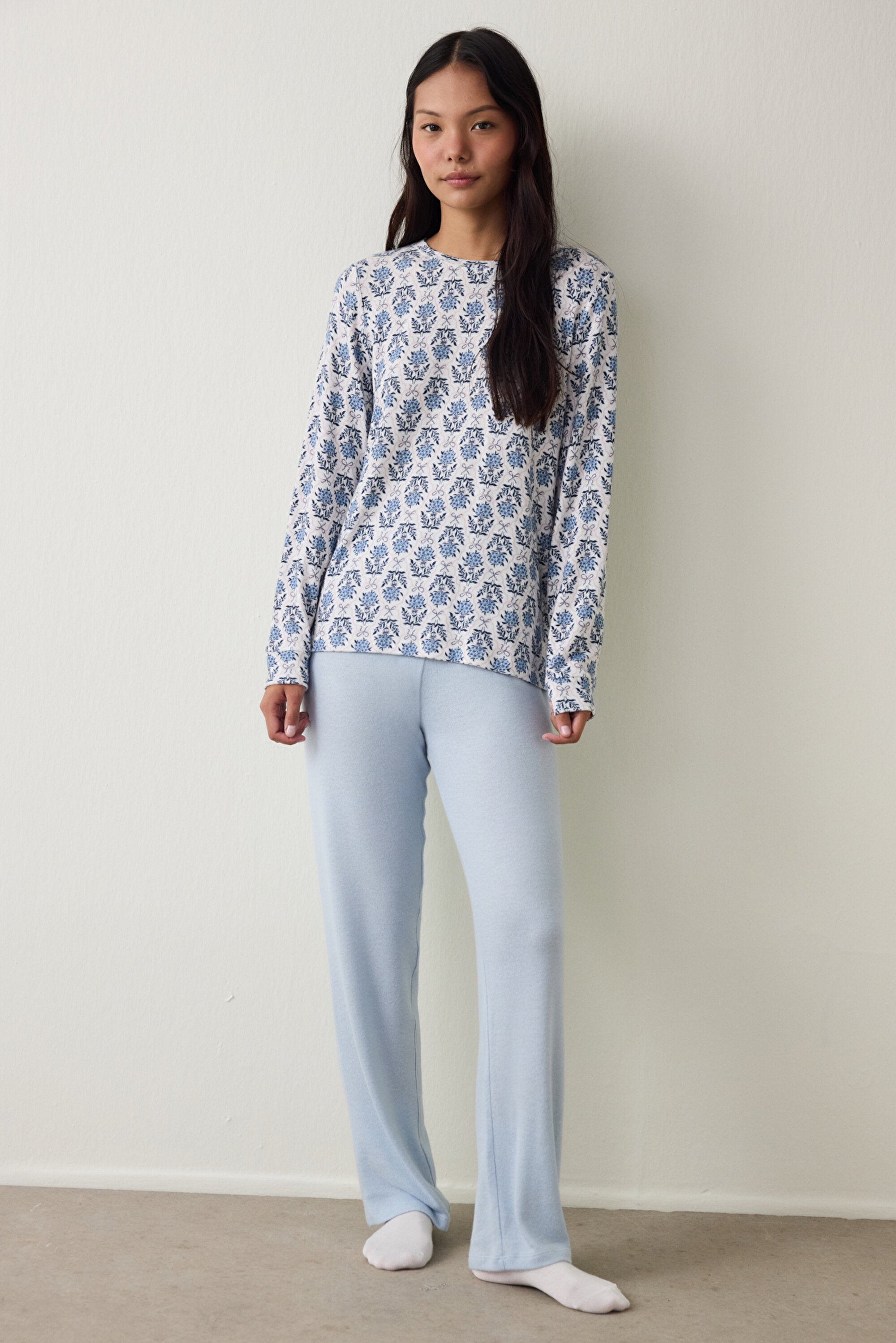 Light Blue Tea Time Thermal Effect Pajama Bottoms
