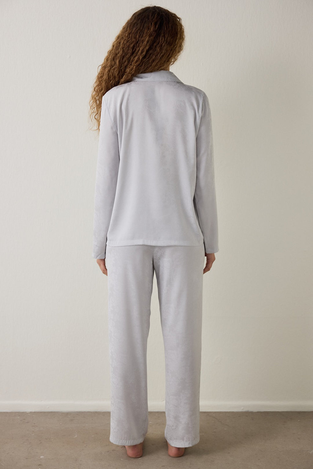 Light Grey Roses Satin Long-Sleeve Shirt Collar Pajama Set