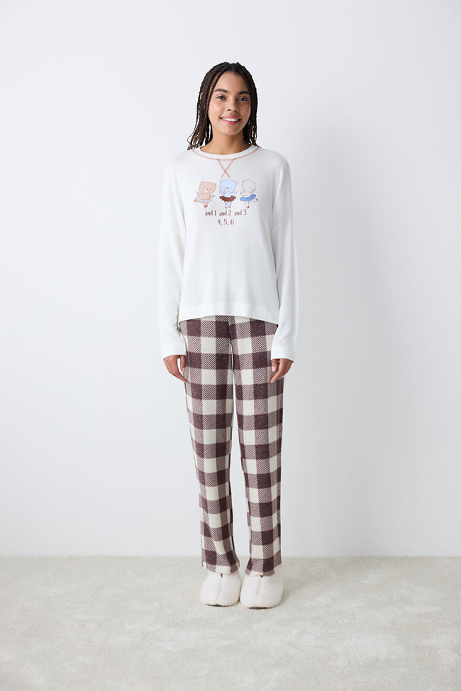Cute Bear Ecru Sweatshirt Hover Image