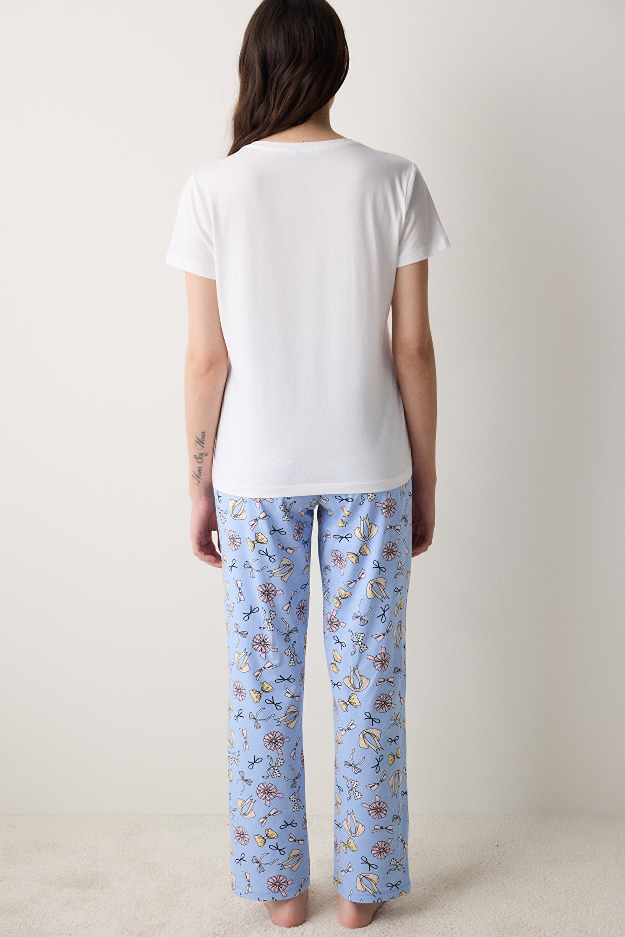 Bow Of The Day Trousers Multicolored Pajama Set