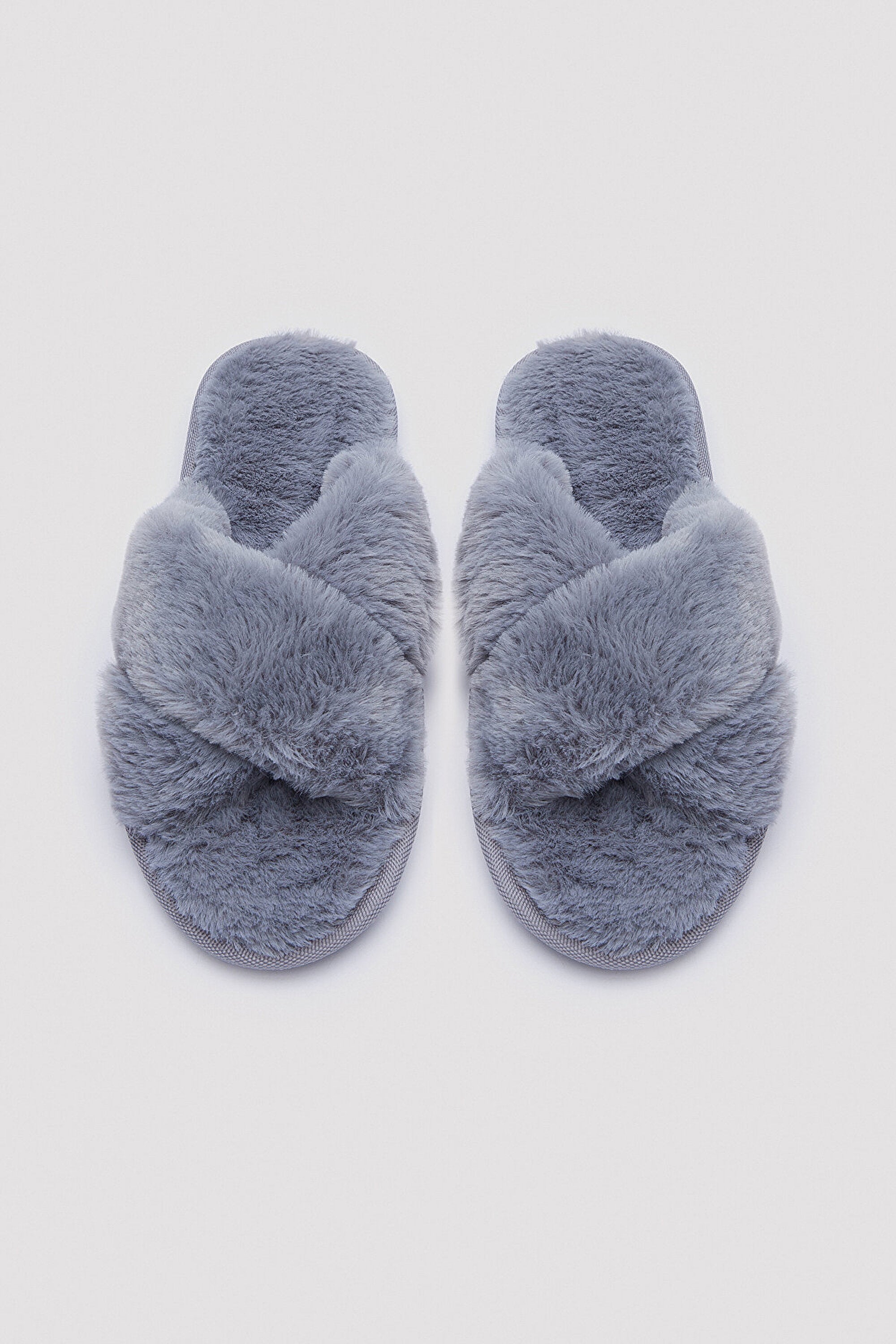 Nina Slipper