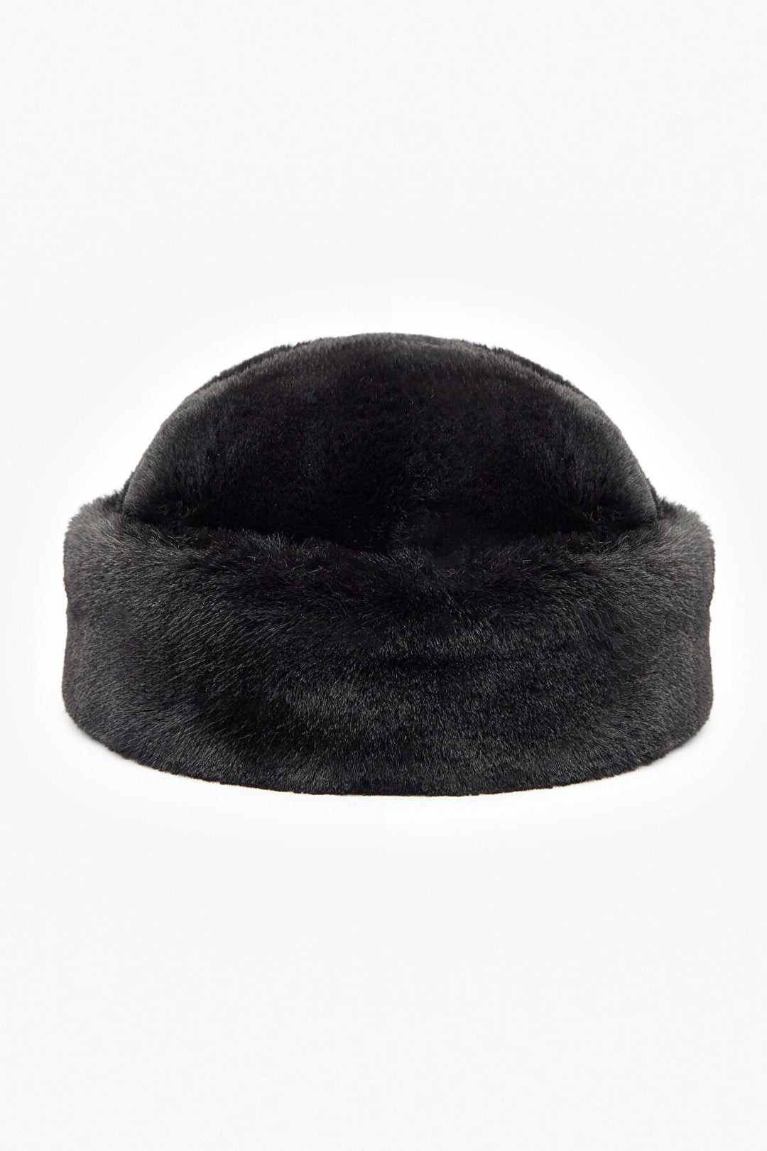 قبعة سوداء فيرا