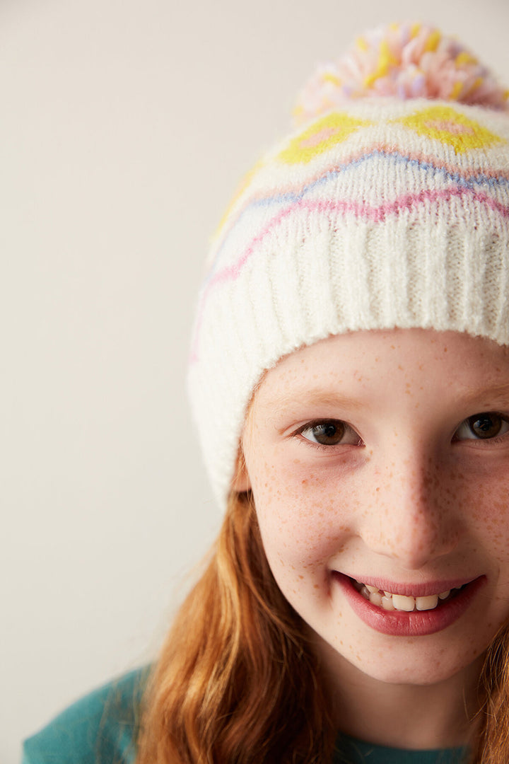 قبعة بناتي ملونة من ليزا