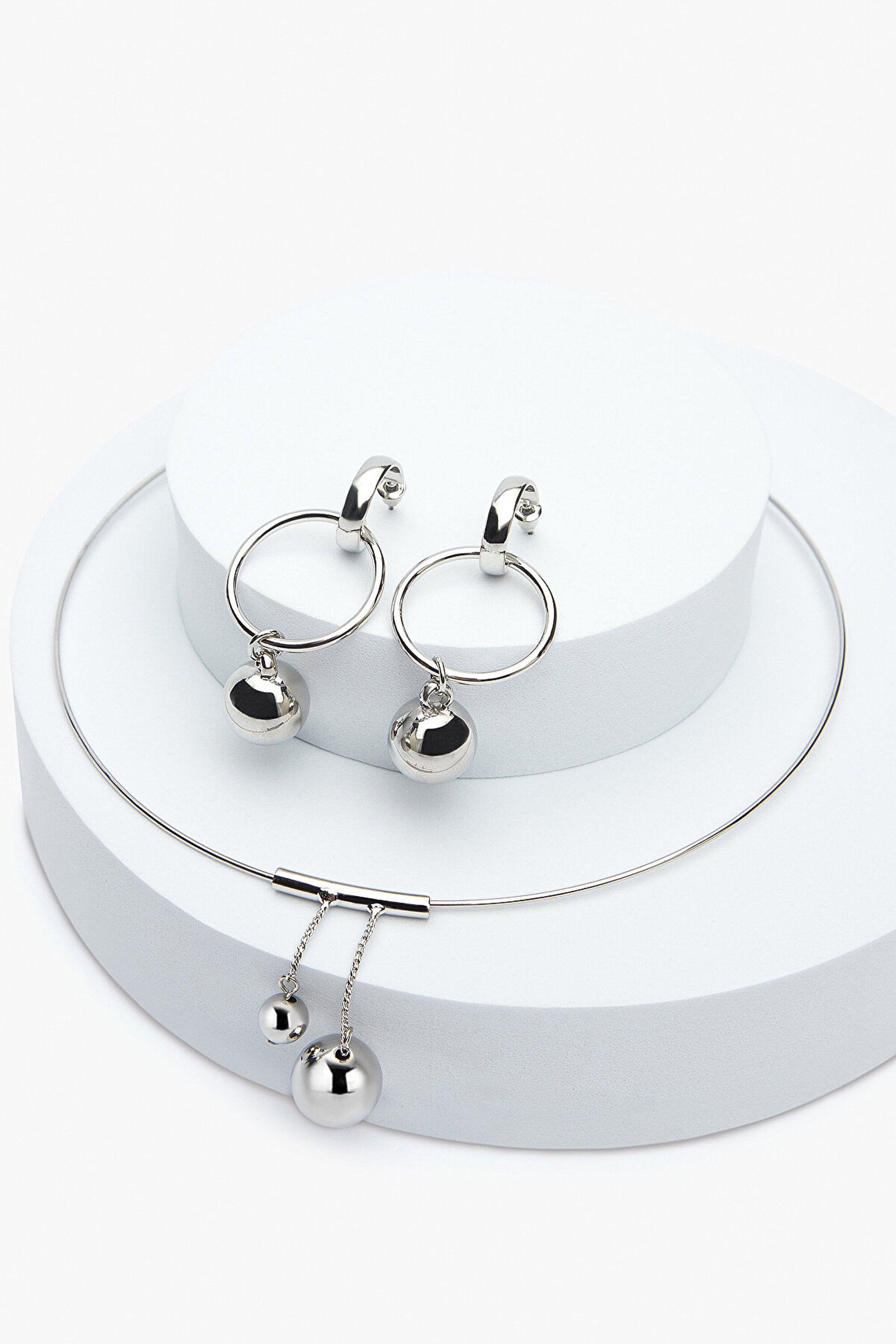 Balle Silver Necklace Set
