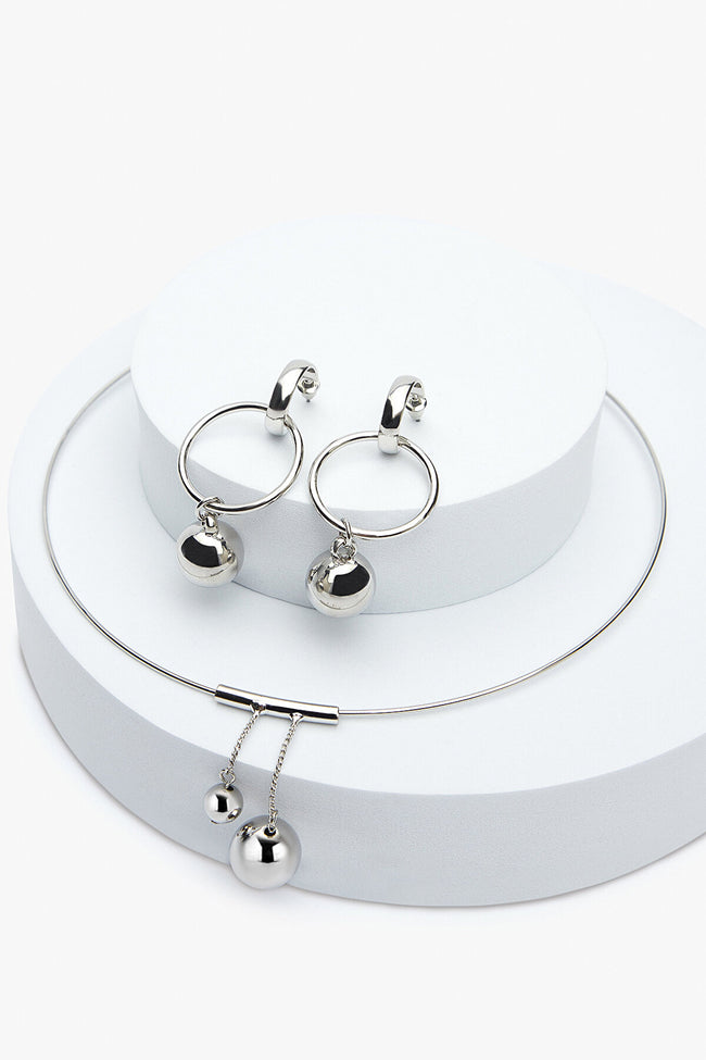 Balle Silver Necklace Set Hover Image