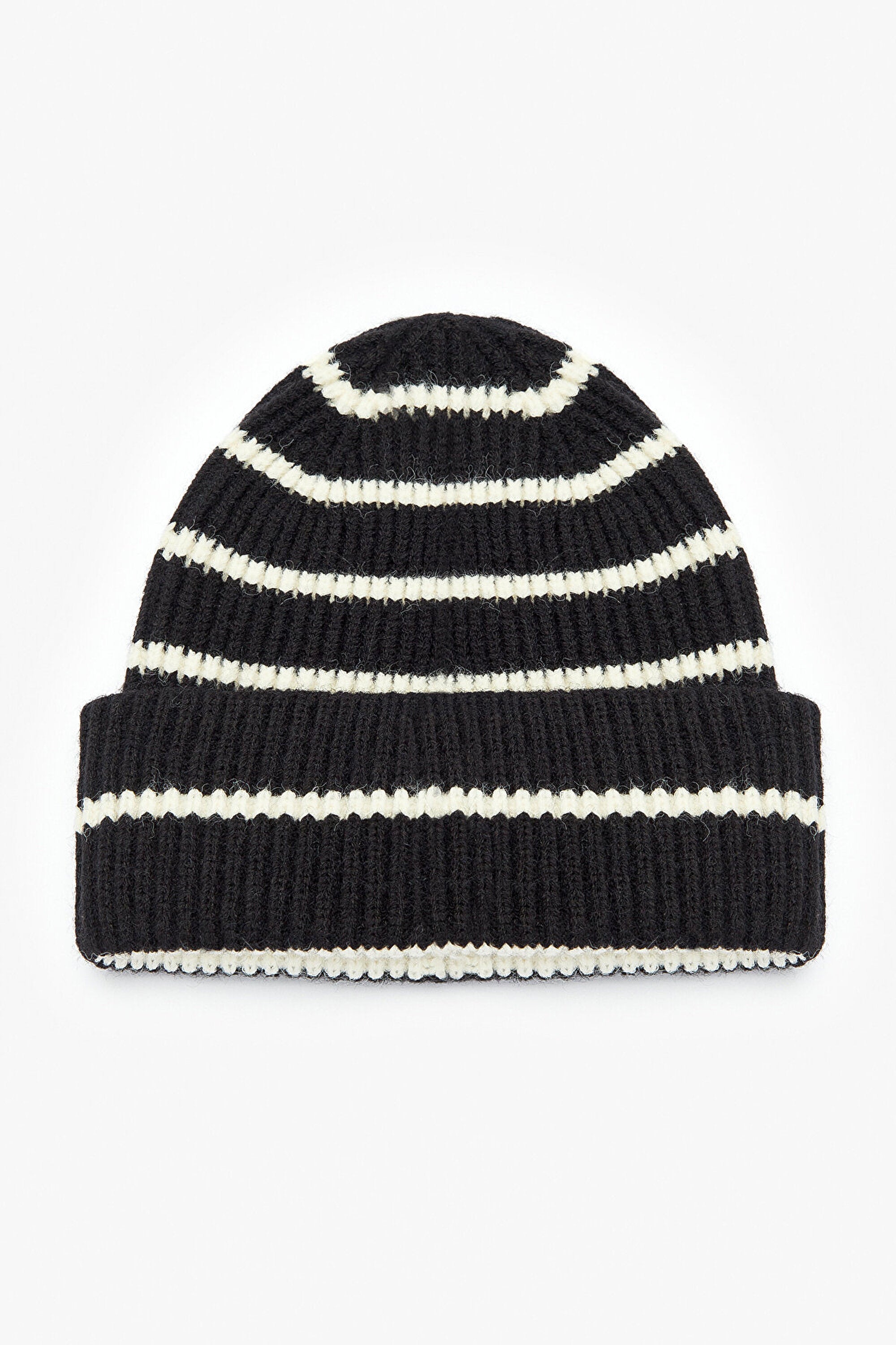 قبعة صغيرة من باتريس