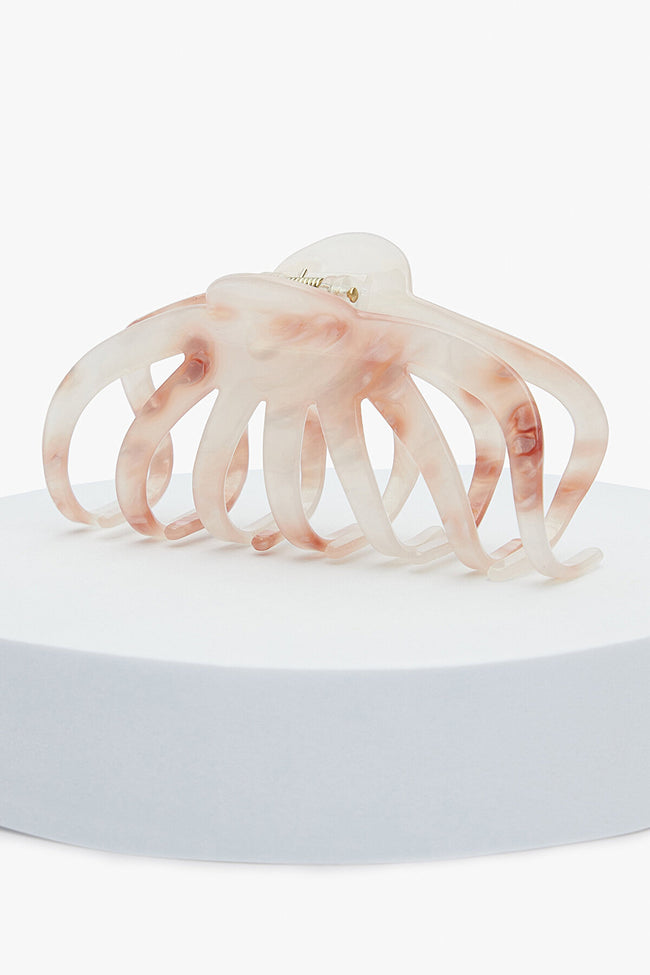 مشبك شعر إكرو كوين Hover Image