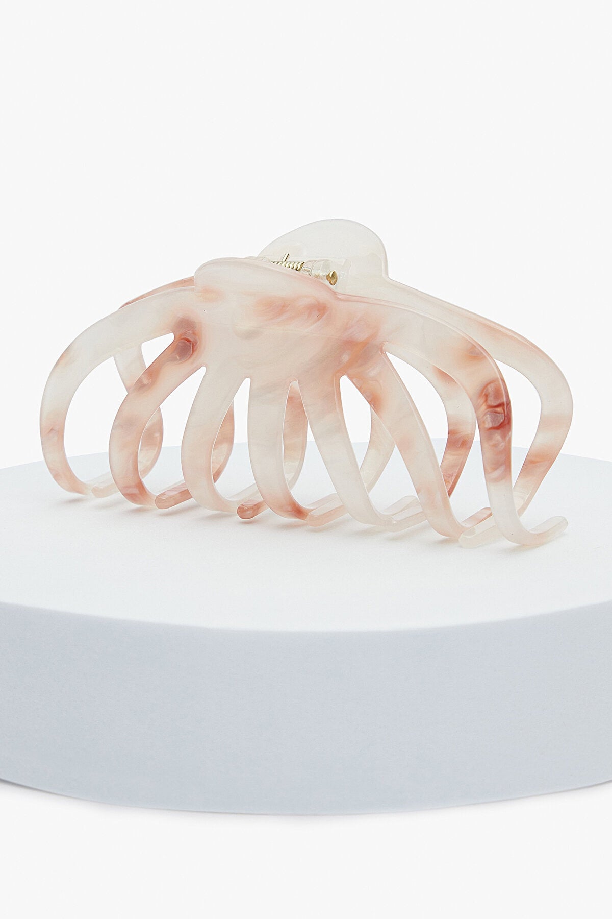 Queen Ecru Hair Clip