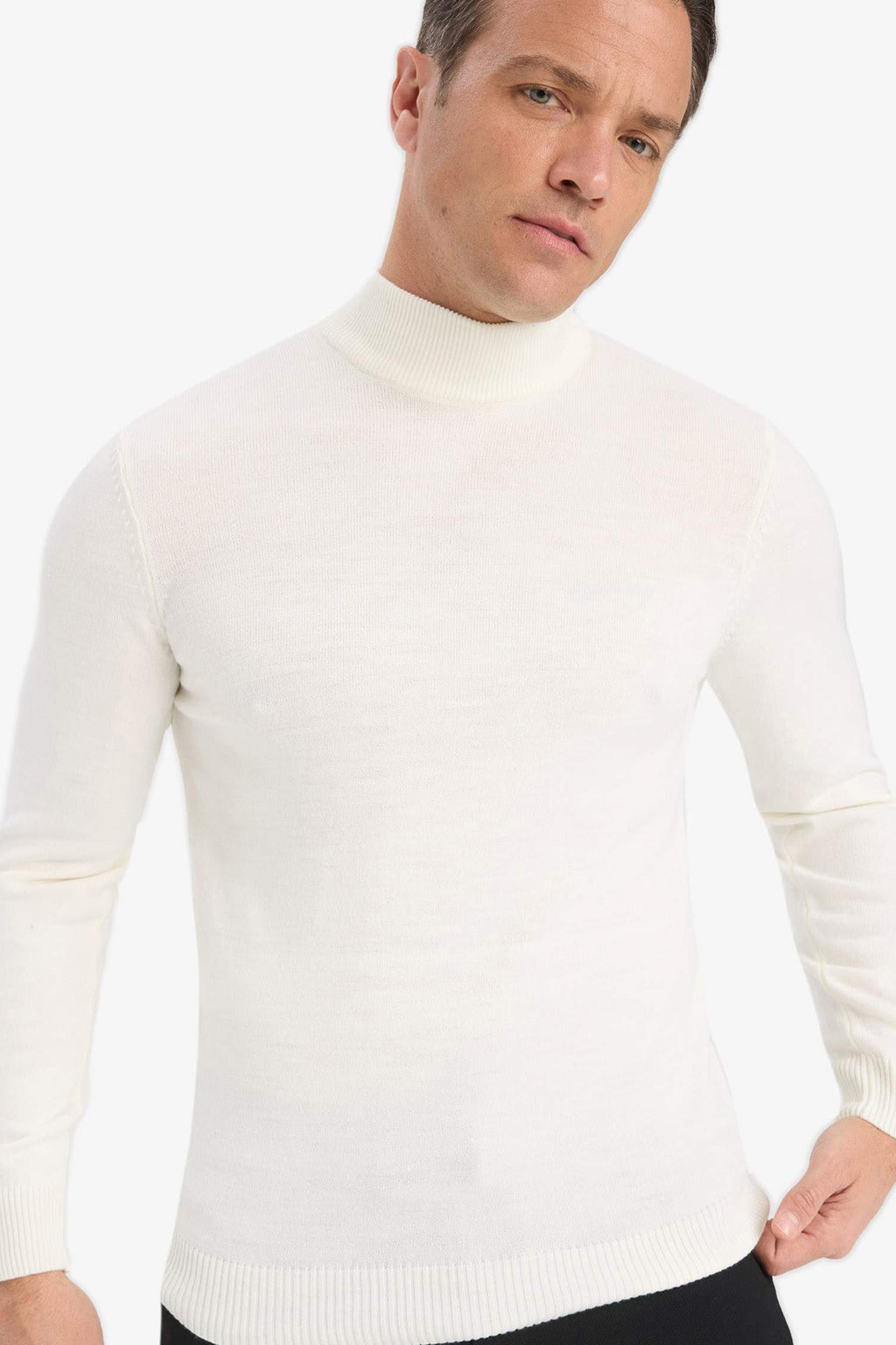 Slim Fit Slim Cut Turtleneck Basic Plain Knitwear Sweater