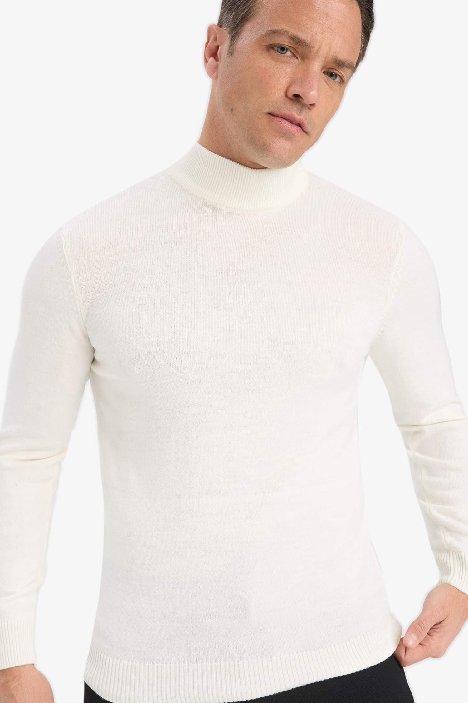 Slim Fit Slim Cut Turtleneck Basic Plain Knitwear Sweater