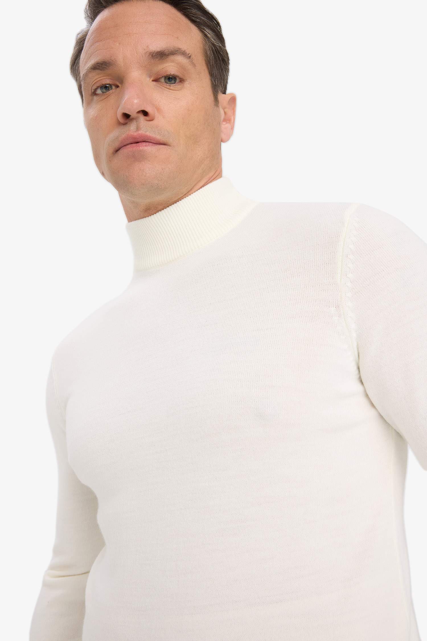Slim Fit Slim Cut Turtleneck Basic Plain Knitwear Sweater