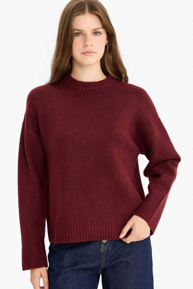 Oversize Loose Fit Crew Neck Knit Sweater Hover Image