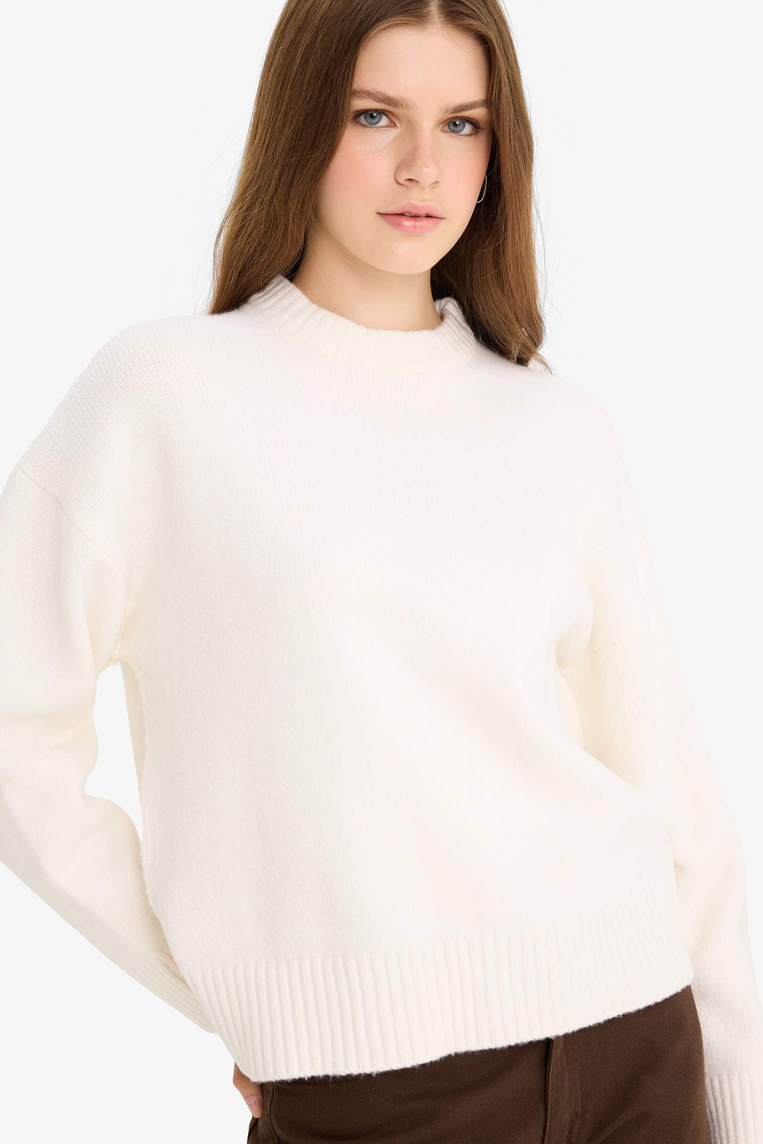 Oversize Loose Fit Crew Neck Knit Sweater