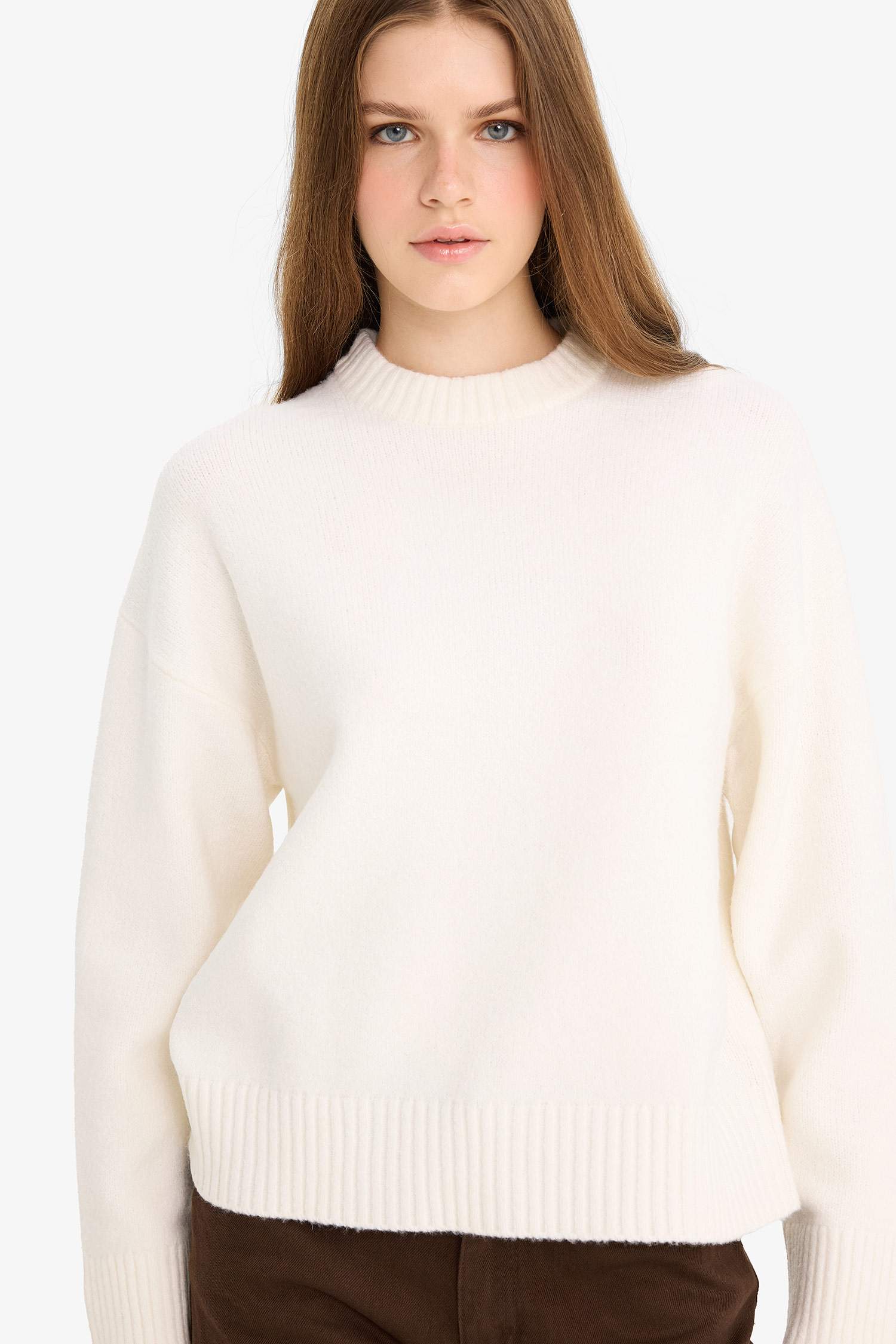Oversize Loose Fit Crew Neck Knit Sweater