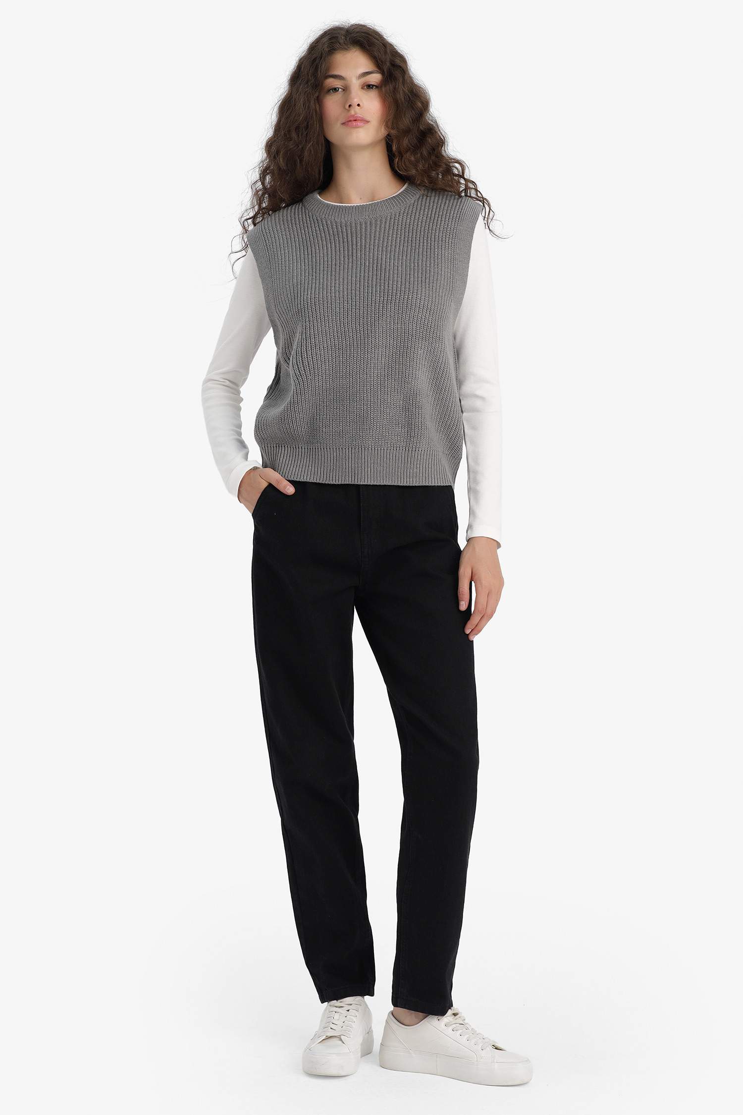 Oversize Wide Fit Crew Neck Knit Sweater