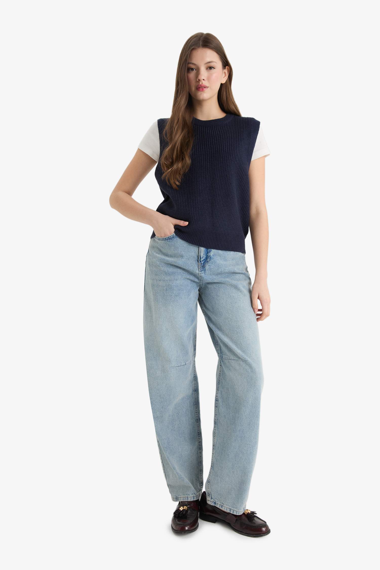 Oversize Wide Fit Crew Neck Knit Sweater