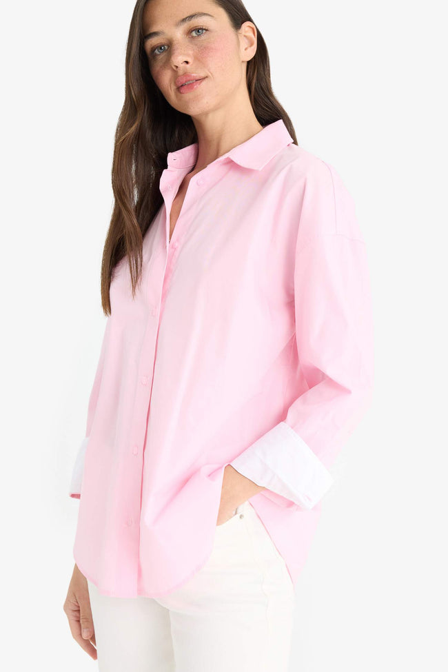 Oversized shirt with long sleeves, shirt collar and poplin Hover Image