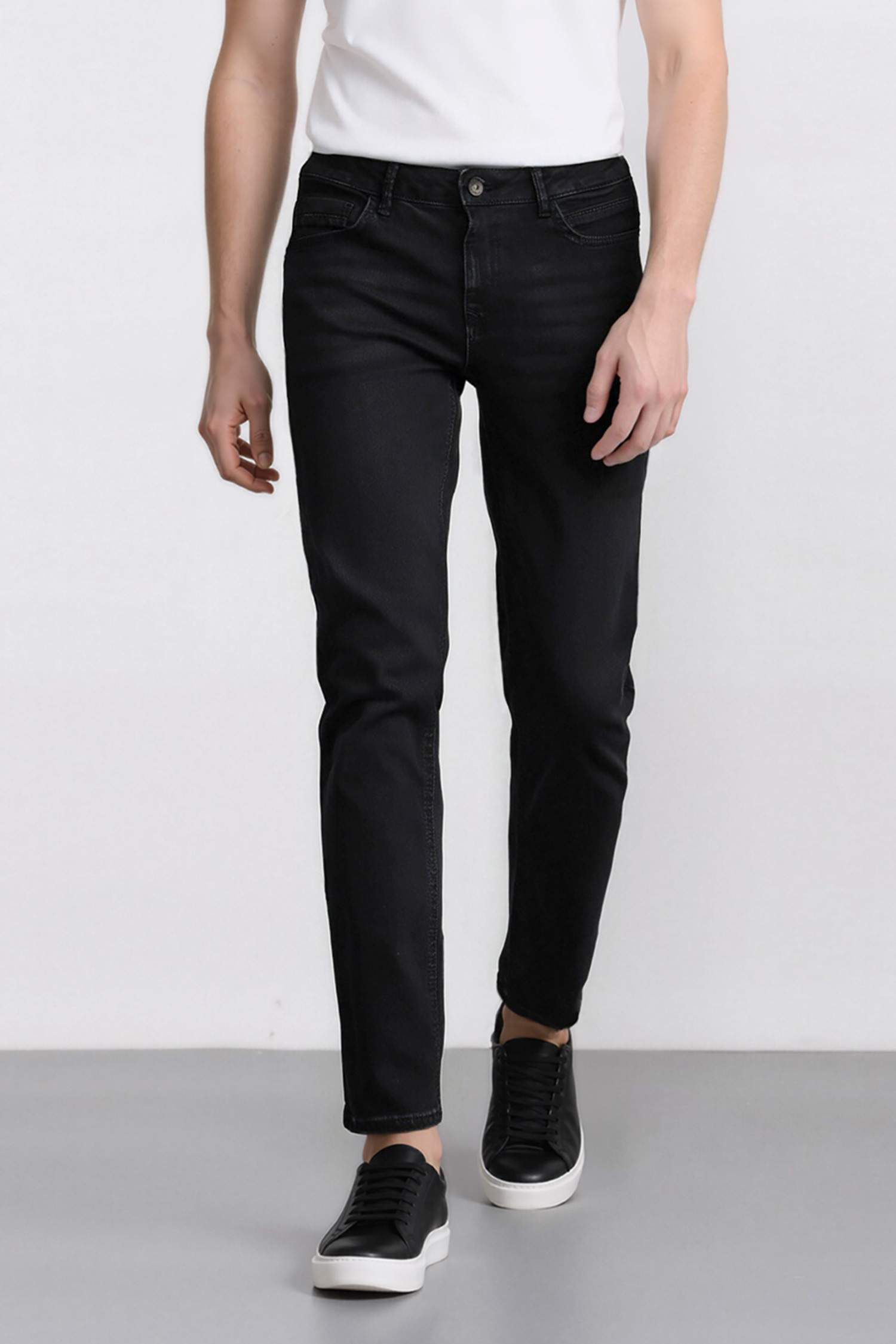 Sergio Regular Fit Normal Waist Jeans