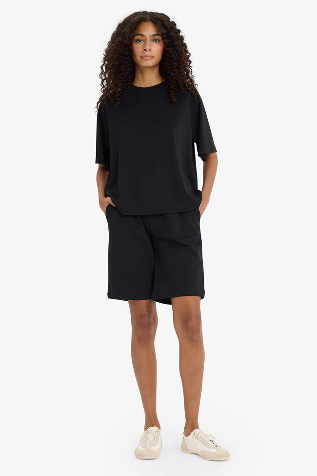 Bermuda Women Main Image