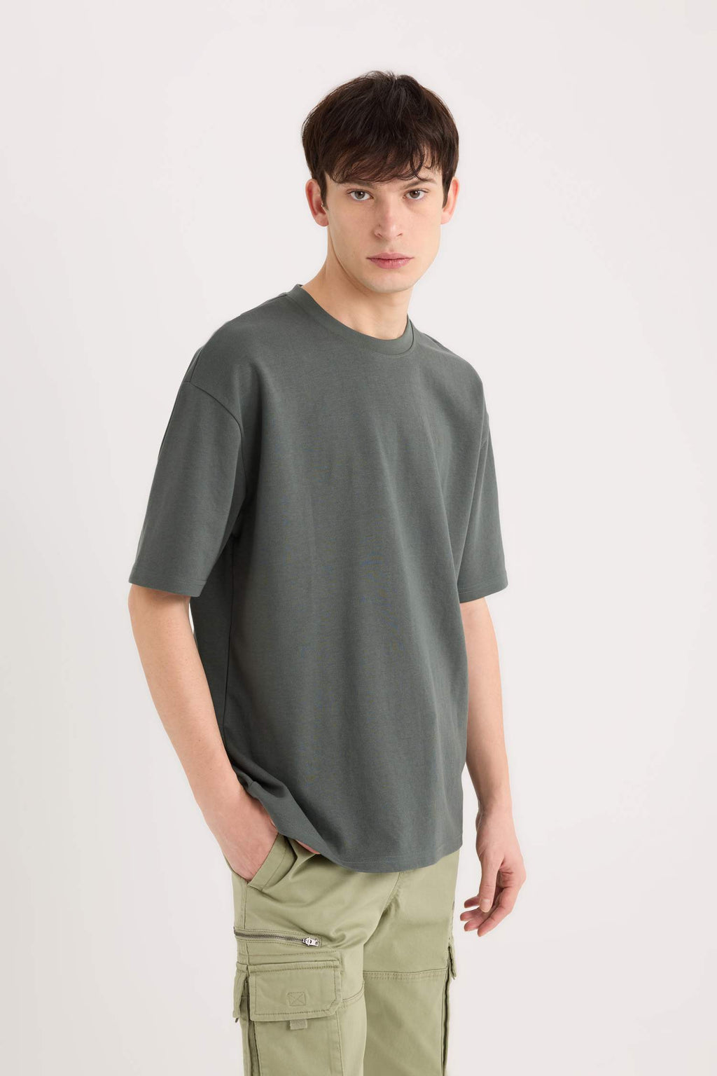Oversize Fit Crew Neck Basic Heavy Fabric T-Shirt