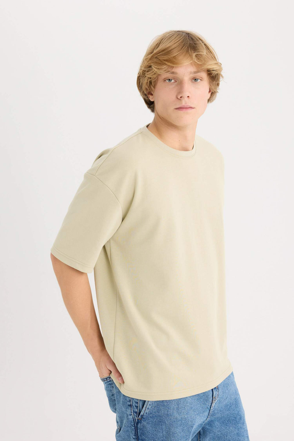 Oversize Fit Crew Neck Basic Heavy Fabric T-Shirt