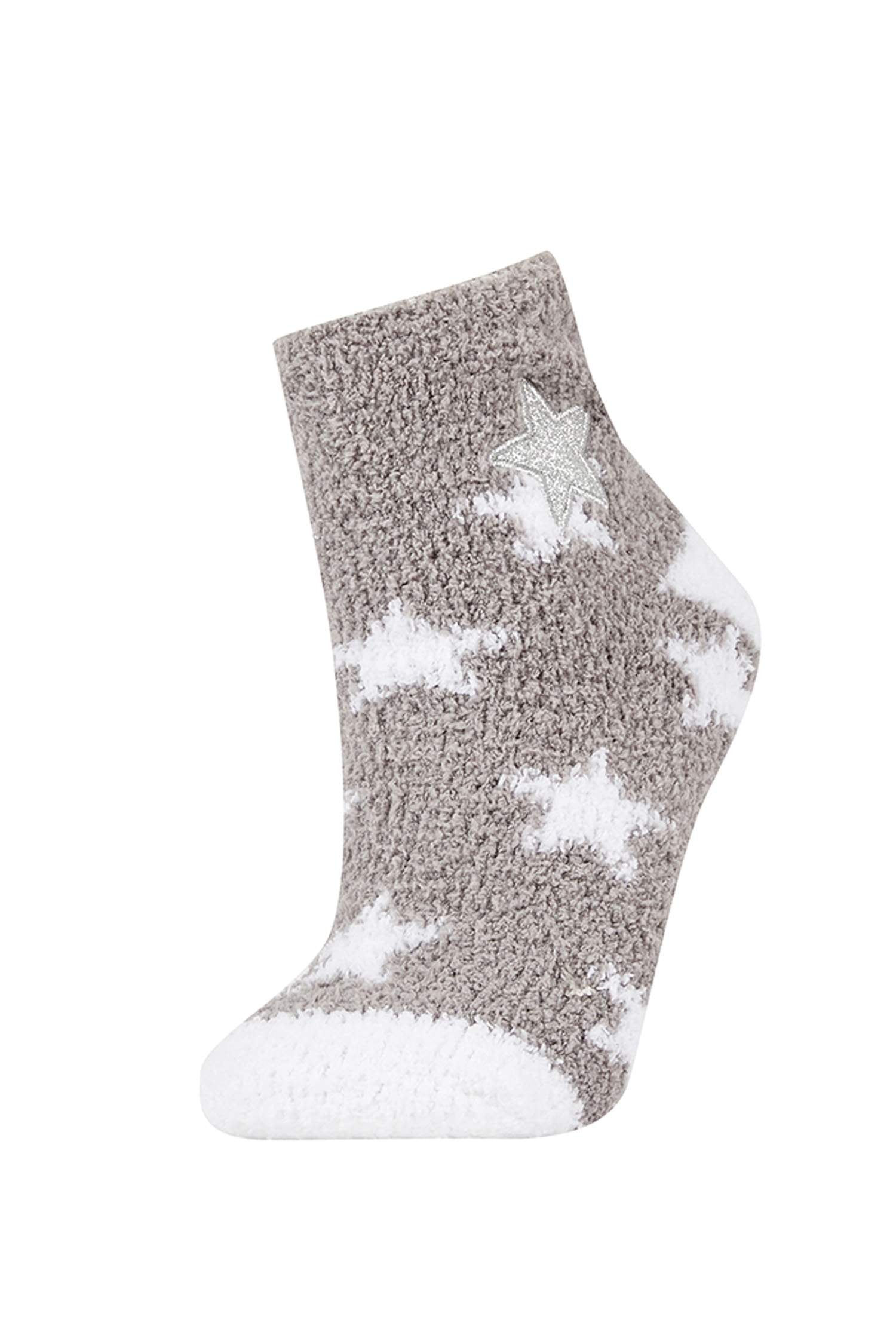 Women's Star Pattern Embroidered 2-Pack House Socks
