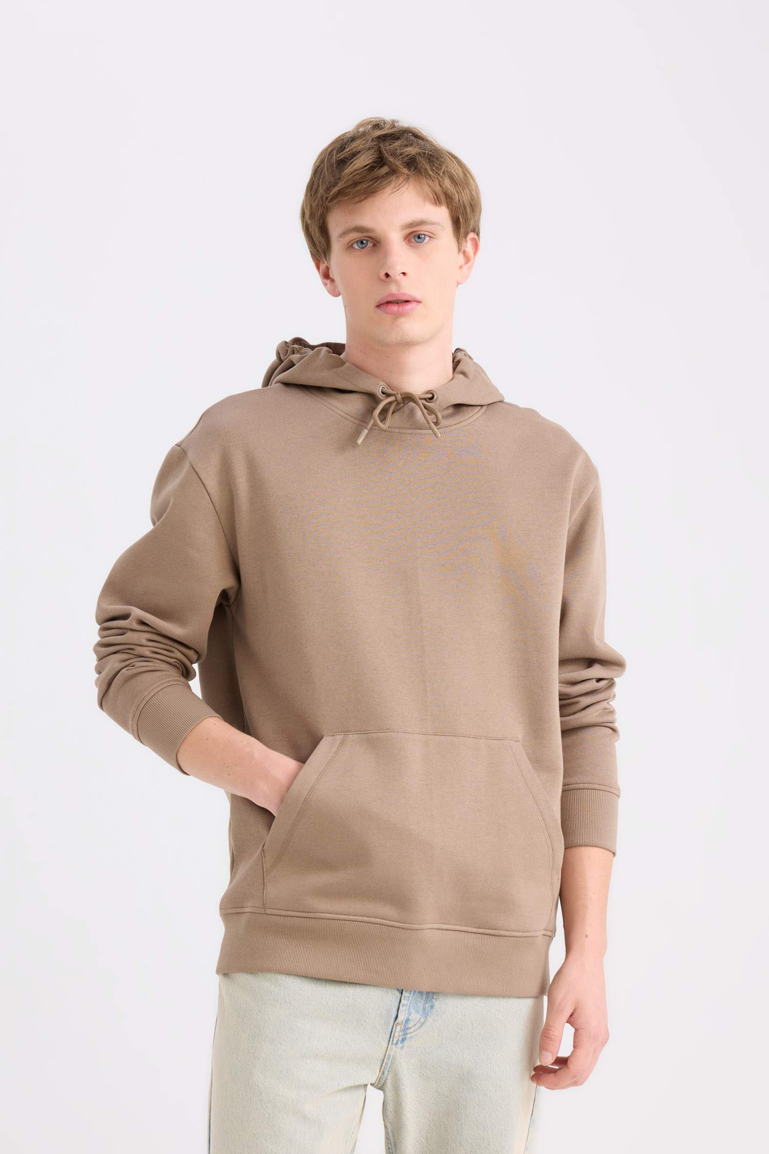 Regular Fit Hooded Kangaroo Pocket Soft Furry Basic Plain Sweatshirt