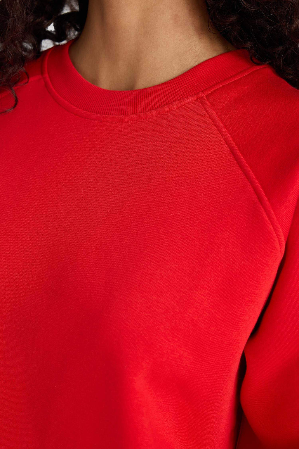 Oversized, loose fit, crew neck, basic, simple thick sweatshirt