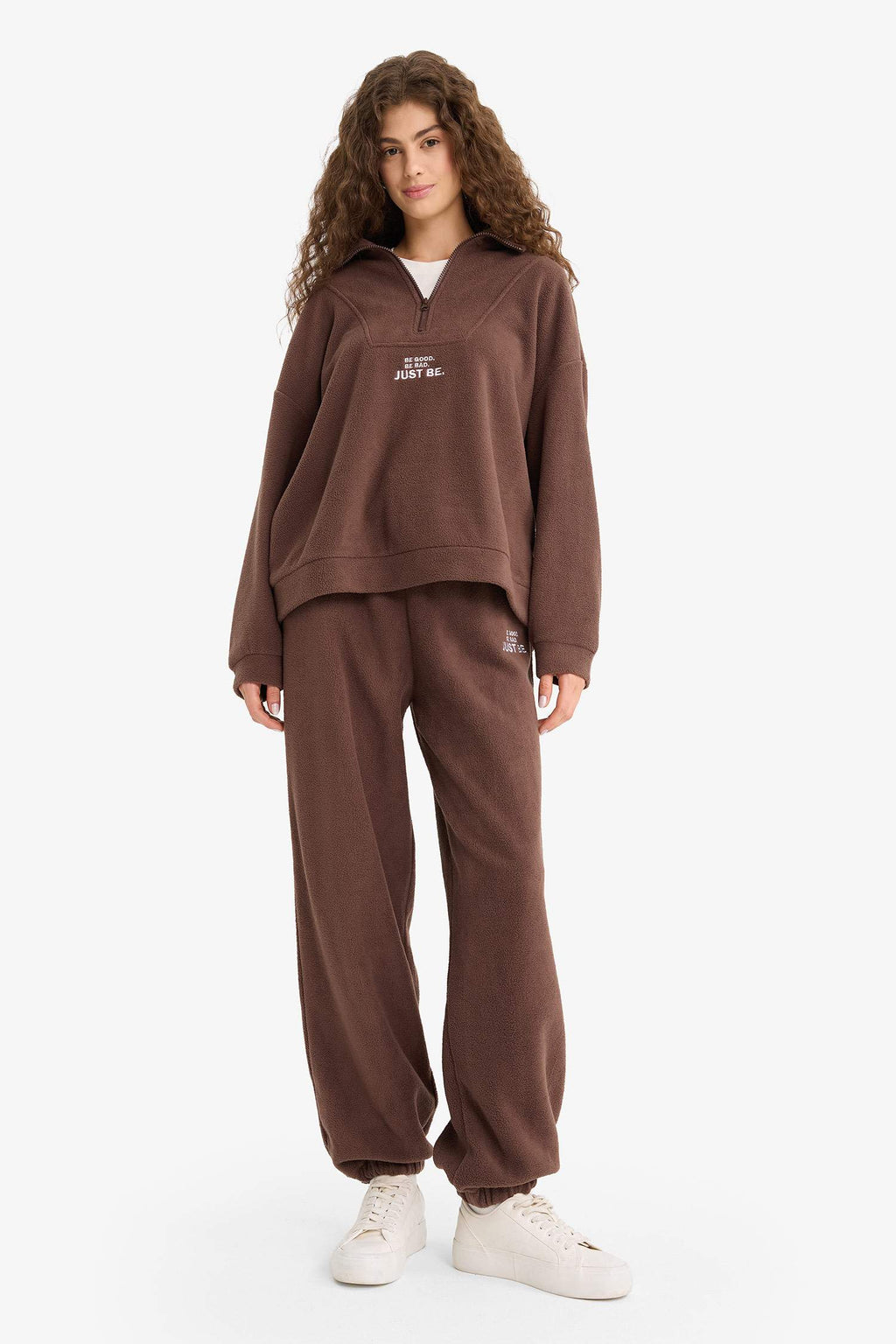 Oversize Wide Fit Stand Collar Zippered Printed Polar Fleece Sweatshirt