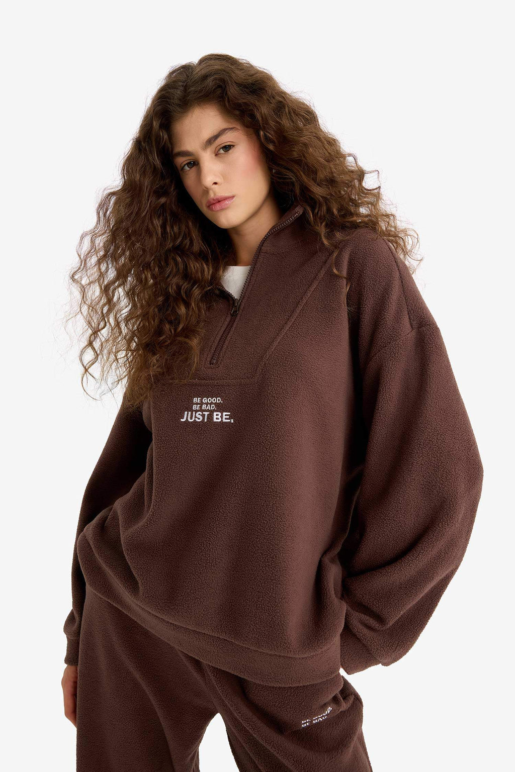 Oversize Wide Fit Stand Collar Zippered Printed Polar Fleece Sweatshirt