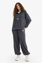 Standard Fit Drawstring Waist Pocket Polar Fleece Sweatpants