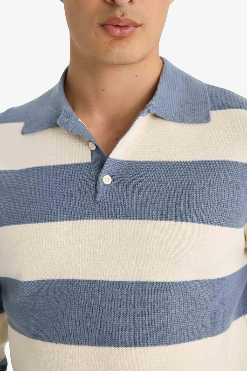 Standard Fit Polo Collar Buttoned Color Block Knit Sweater