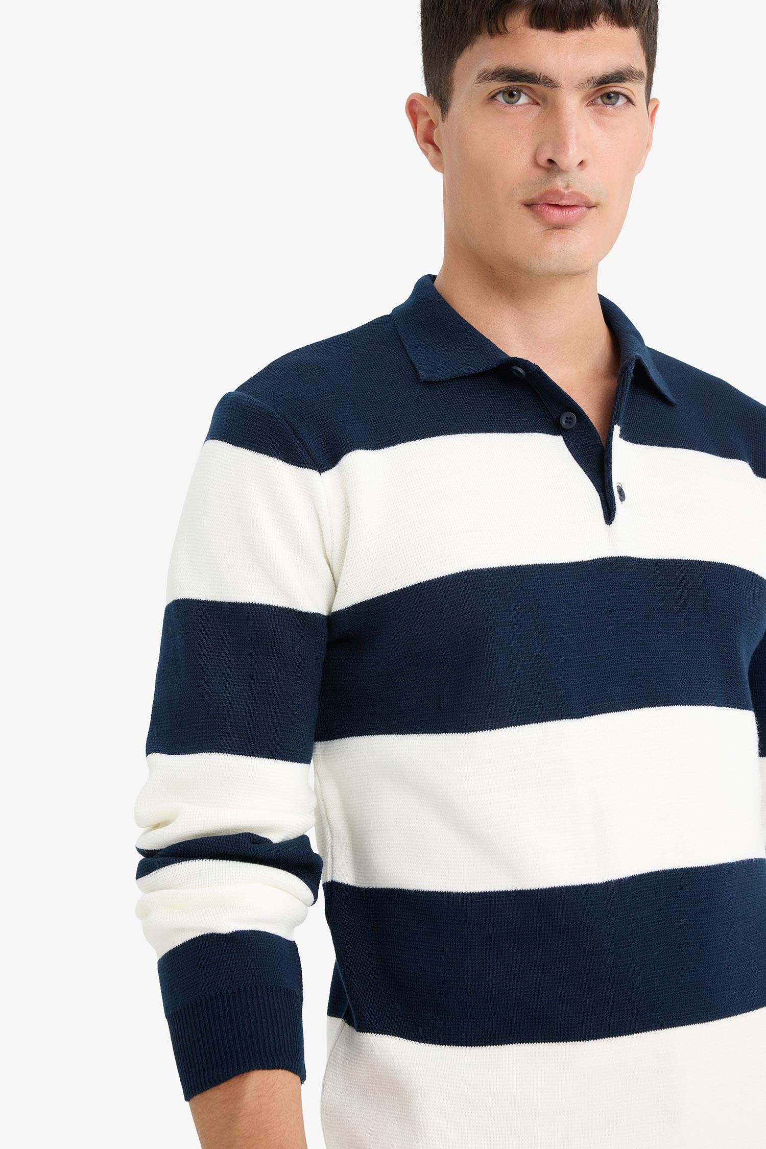 Standard Fit Polo Collar Buttoned Color Block Knit Sweater