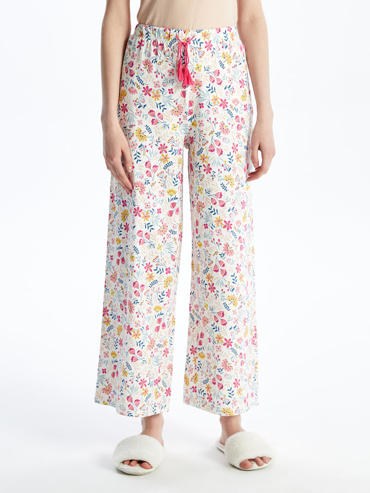 Floral Women Capri Pajama Bottoms with Elastic Waistband