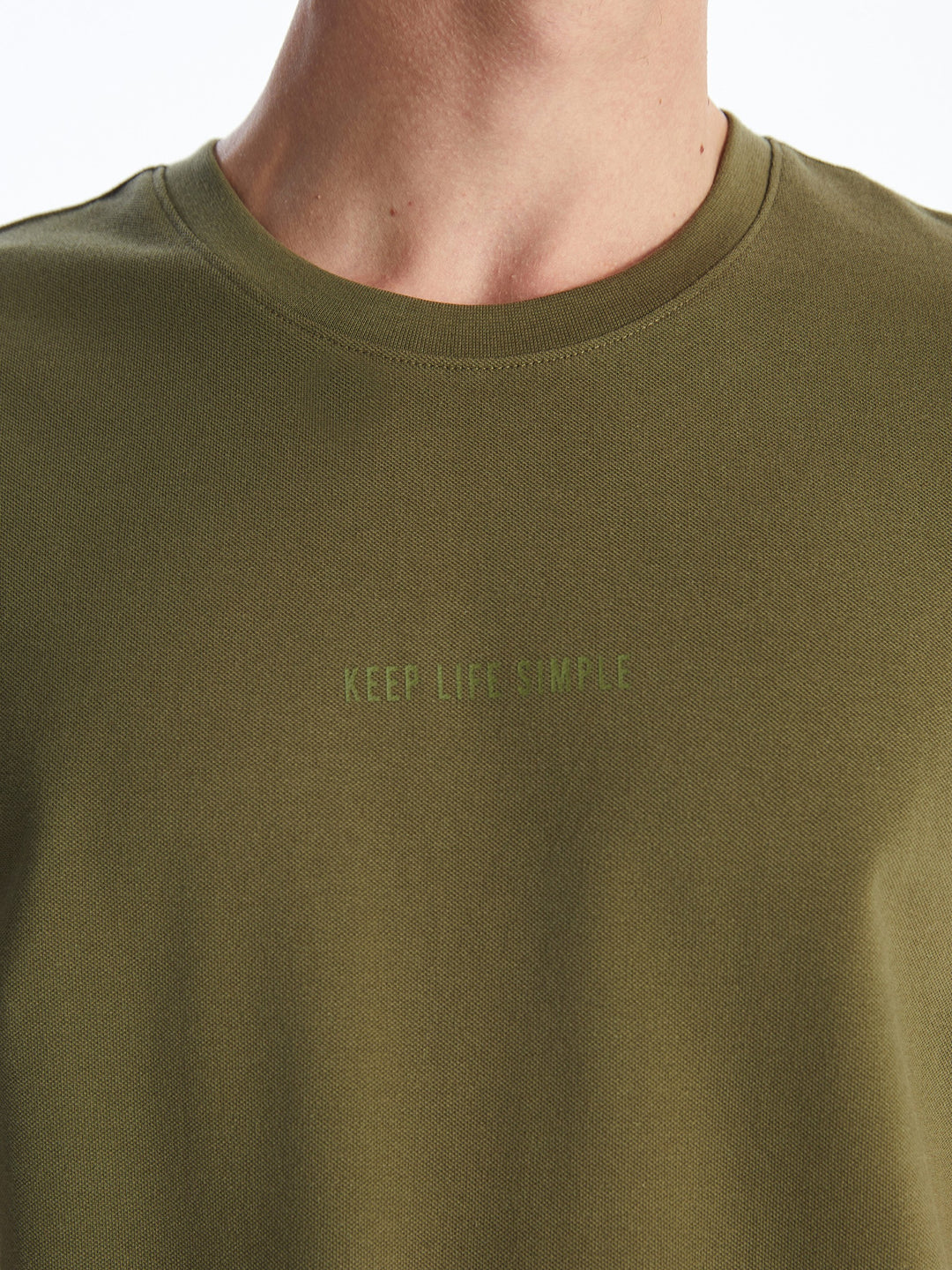 Crew Neck Short Sleeve Printed Men T-Shirt