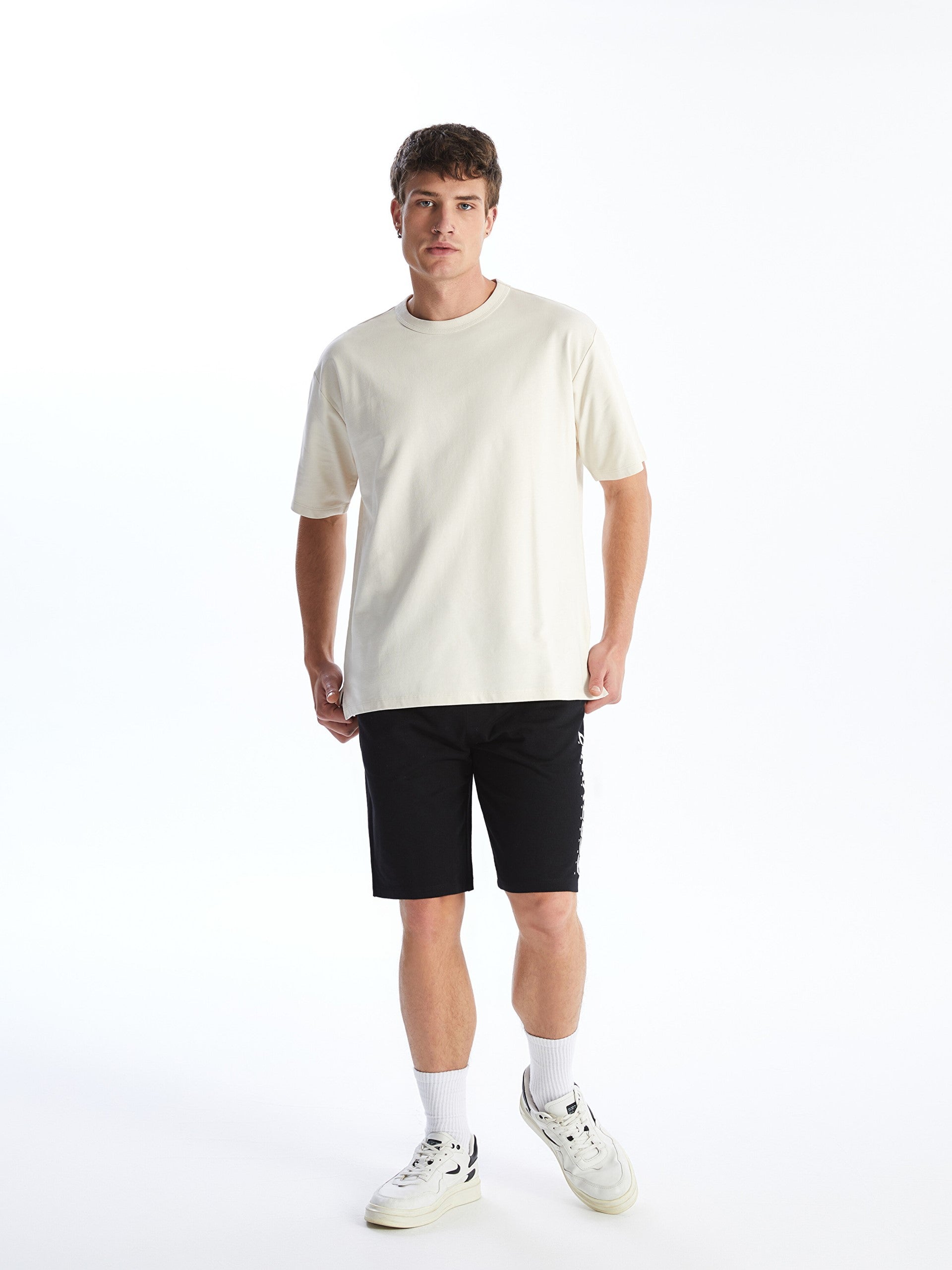 Slim Fit Men Bermuda Shorts