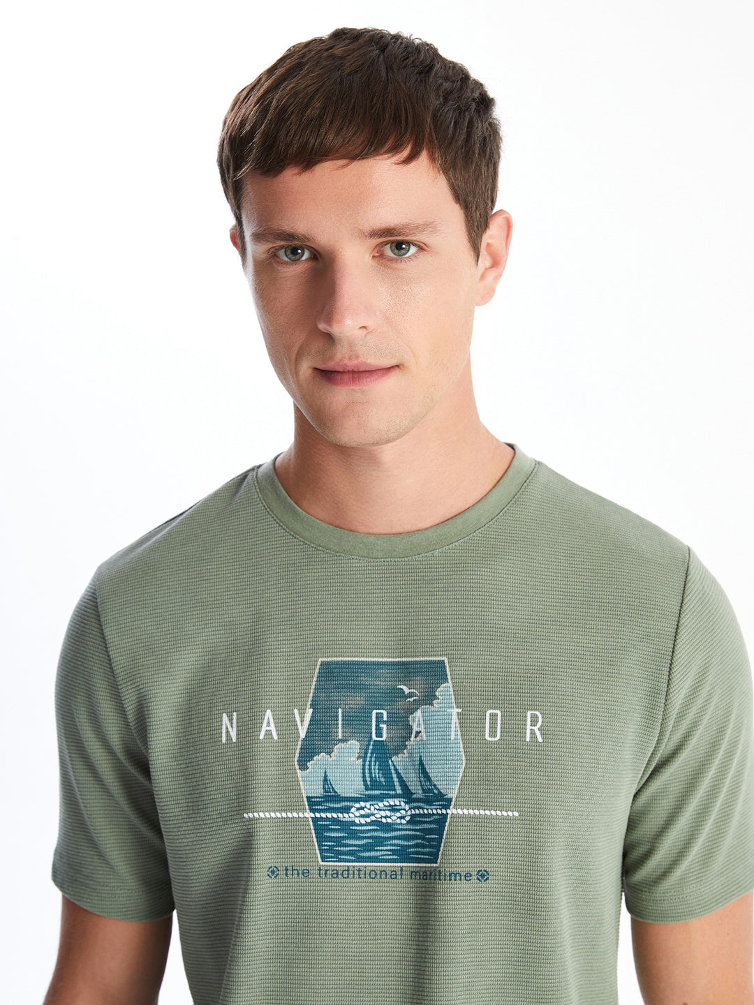 Crew Neck Short Sleeve Printed Men T-Shirt