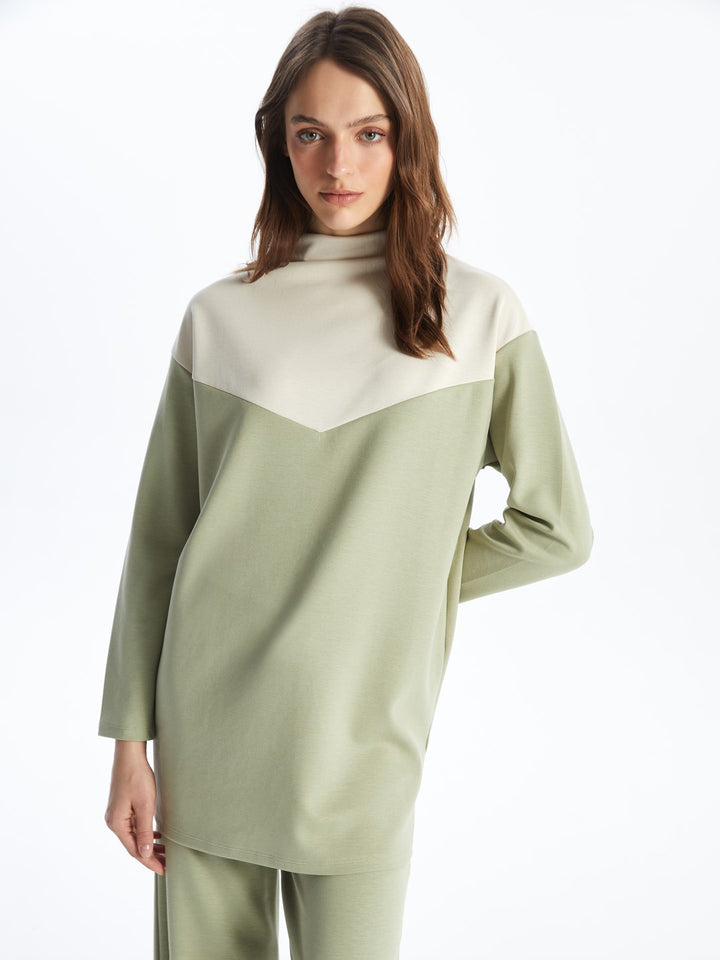 LCWAIKIKI Classic

Matte Green Stand Collar Color Block Oversize Women's Tunic