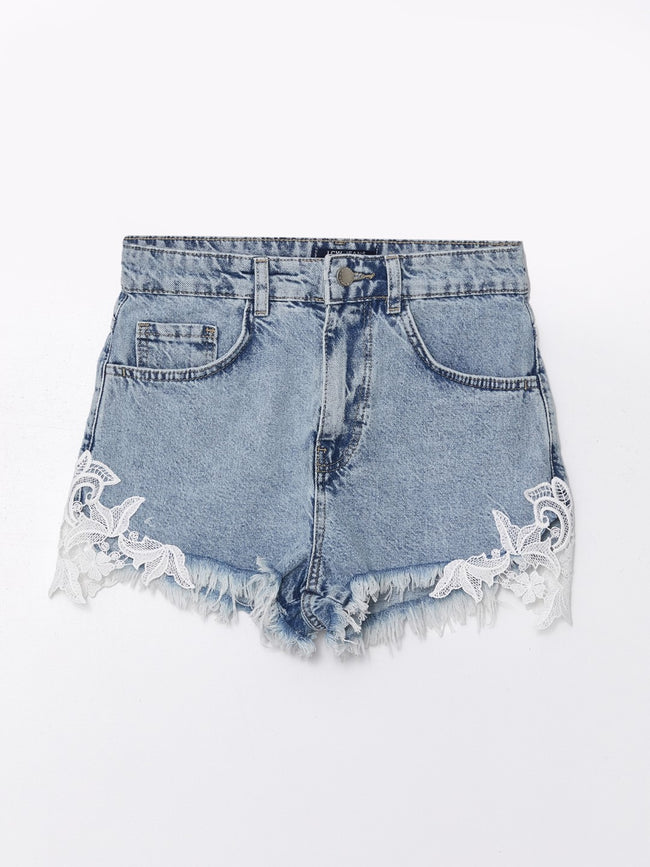 Standard Fit Lace Detailed Women's Jean Shorts Hover Image