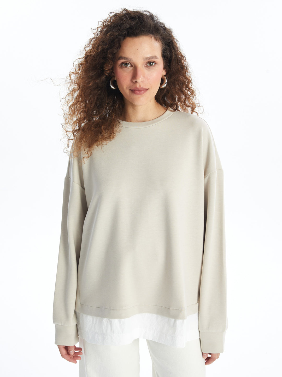 Lcwaikiki Basic Beige Crew Neck Plain Oversize Women'S Sweatshirt