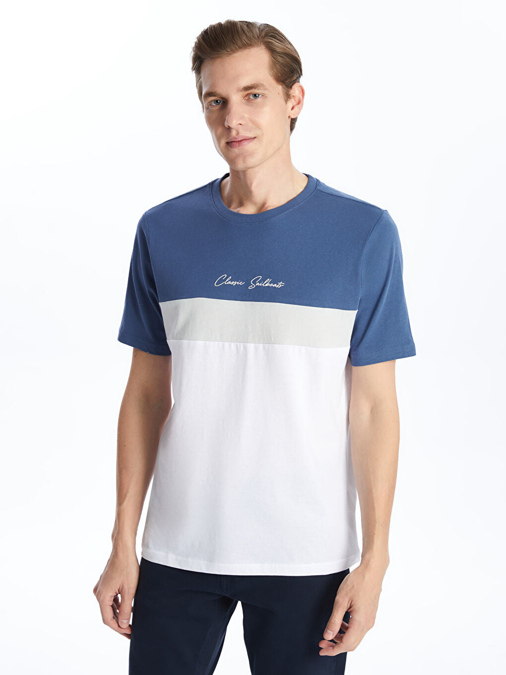 LCWAIKIKI Classic White Crew Neck Short Sleeve Color Block Men T-Shirt