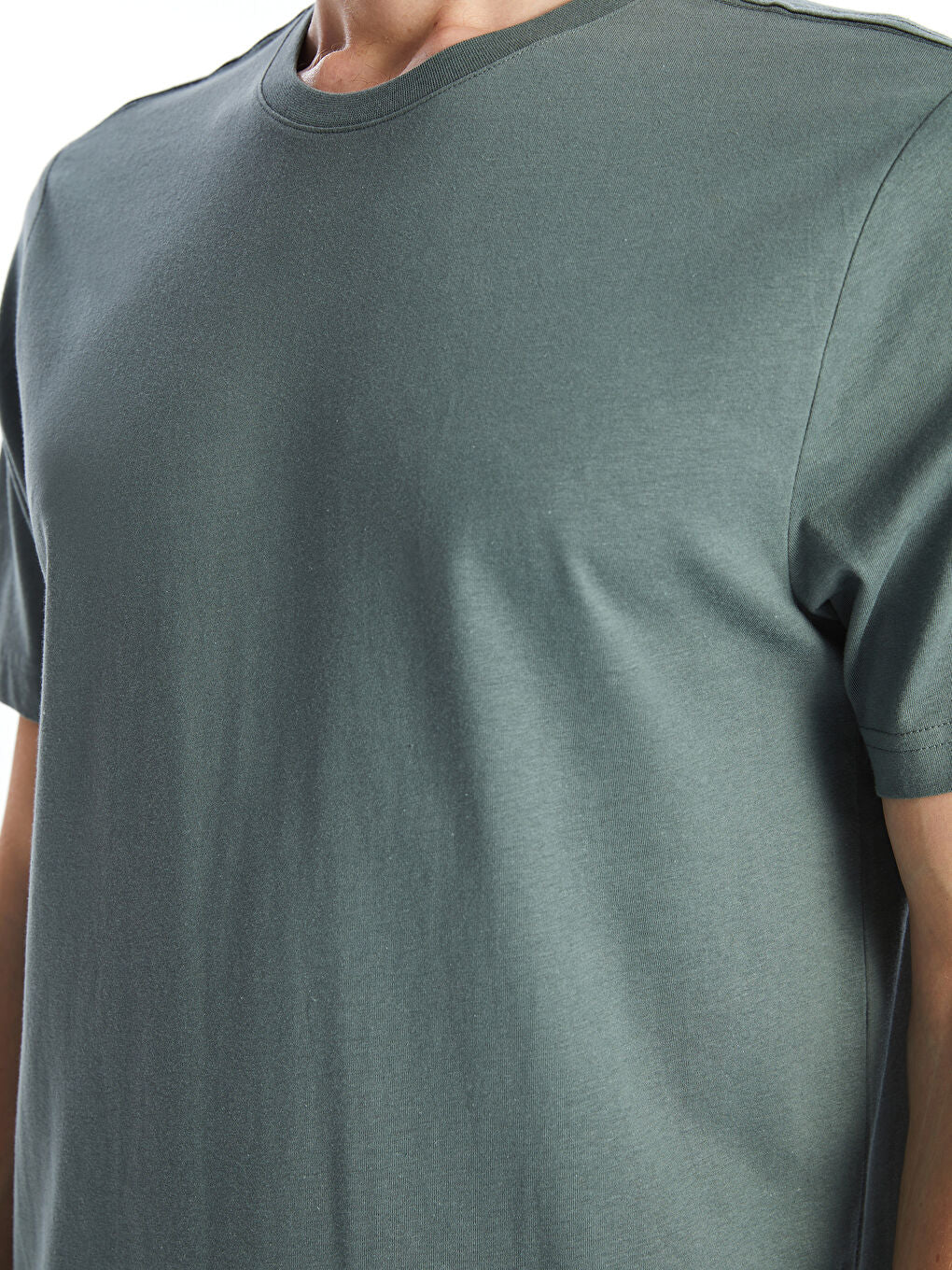LCWAIKIKI Classic Green Crew Neck Combed Cotton Men T-Shirt