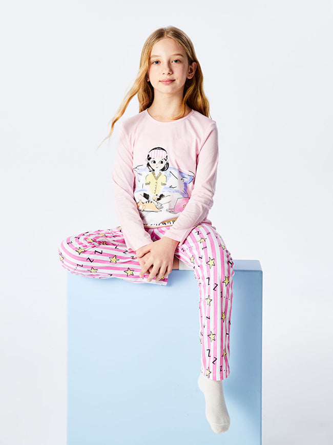 LCW Kids Pink Crew Neck Girls Pajama Set Hover Image